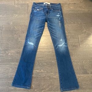 NWT Abercrombie & Fitch destructed mid-rise skinny boot denim in size 26